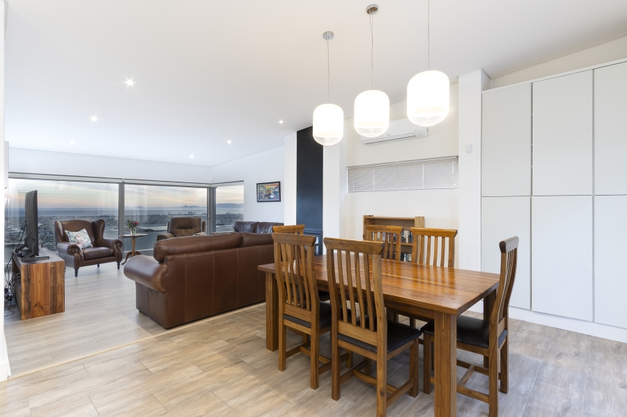 4 Bedroom Property for Sale in Dennegeur Western Cape
